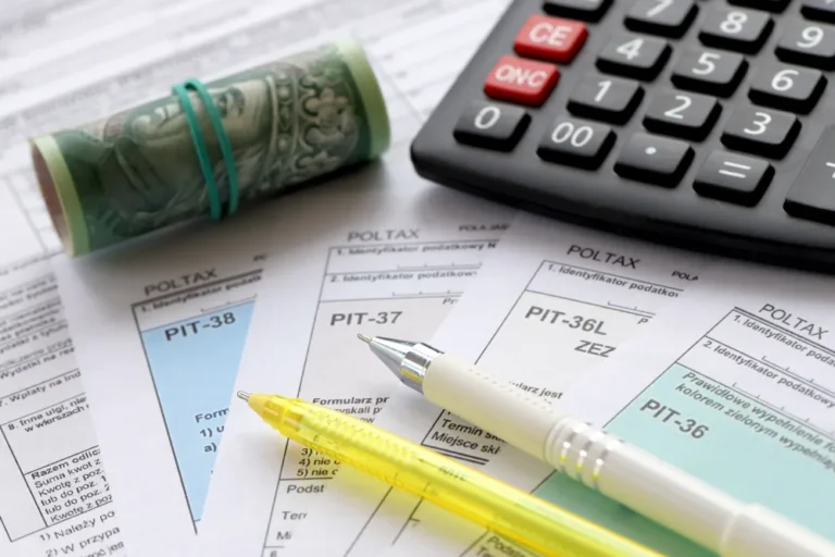 25 Tax Deductions Most People Miss (And How to Claim Them in 2026)